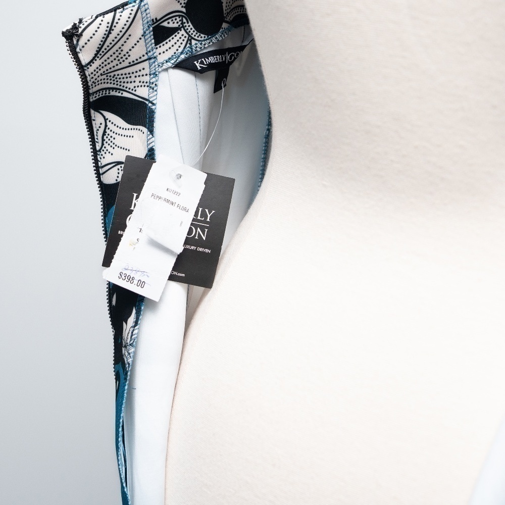 Kimberly Goldson. Chrissi peppermint floral sheath dress.‎ - Picture 10 of 16